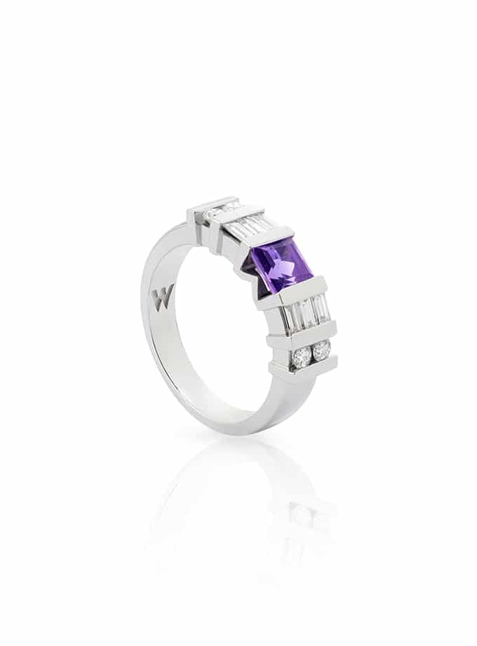 ATELIER DE WESSELTON ESSENCE COLLECTION RING IN WHITE GOLD WITH DIAMOND AND AMETHYST-001