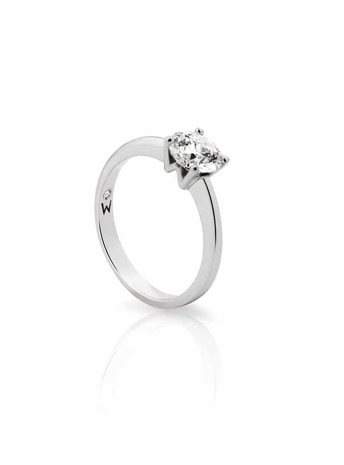 BAGUE ATELIER DE WESSELTON ESSENCE COLLECTION EN OR BLANC AVEC DIAMANTS-001